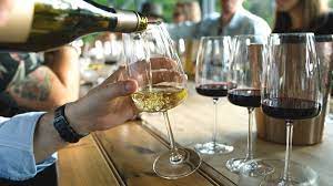 Wie lange bleibt geöffneter Wein genießbar?